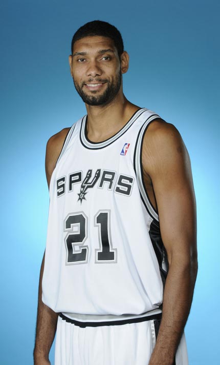 追梦谈扣篮大赛：现在让一些不在NBA的人来扣，这太逆天了（追梦评扣篮大赛：竟让非NBA球员参赛，太离谱了）