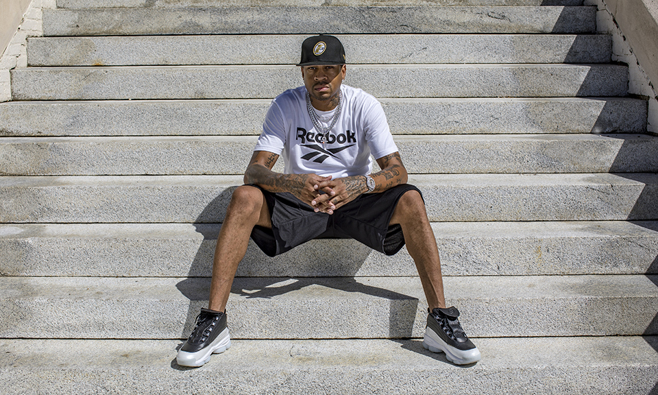 欧冠积分榜：阿森纳全胜领跑，巴黎、拜仁、国米、皇马均12分（欧冠积分更新：阿森纳全胜登顶，巴黎、拜仁、国米、皇马同积12分）