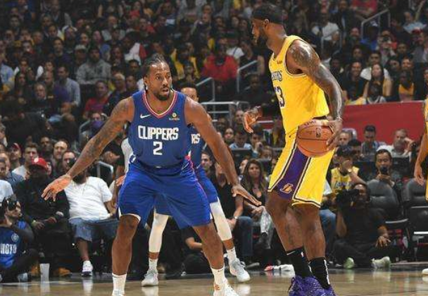 队报：雷恩19岁中卫布德拉勒飞速崛起，多支豪门长期关注他（队报：雷恩19岁中卫布德拉勒崭露头角，众豪门持续跟进）