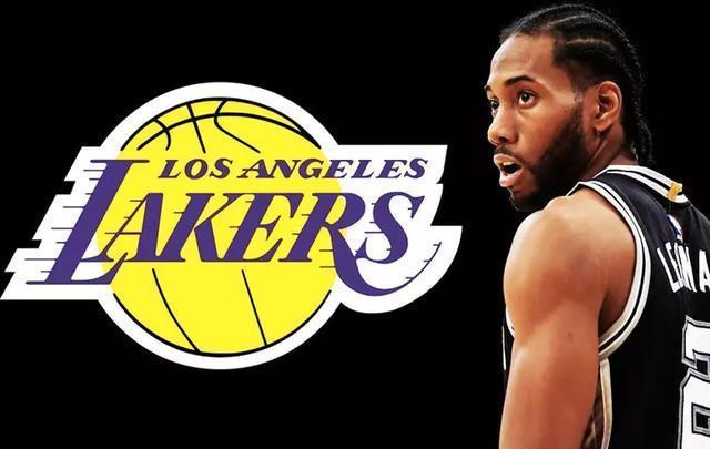 记者：因球迷投掷杂物，塞维主场被罚部分关闭三场且罚款4.5万欧（记者：球迷投掷杂物致塞维主场遭罚部分关闭3场并罚4.5万欧）