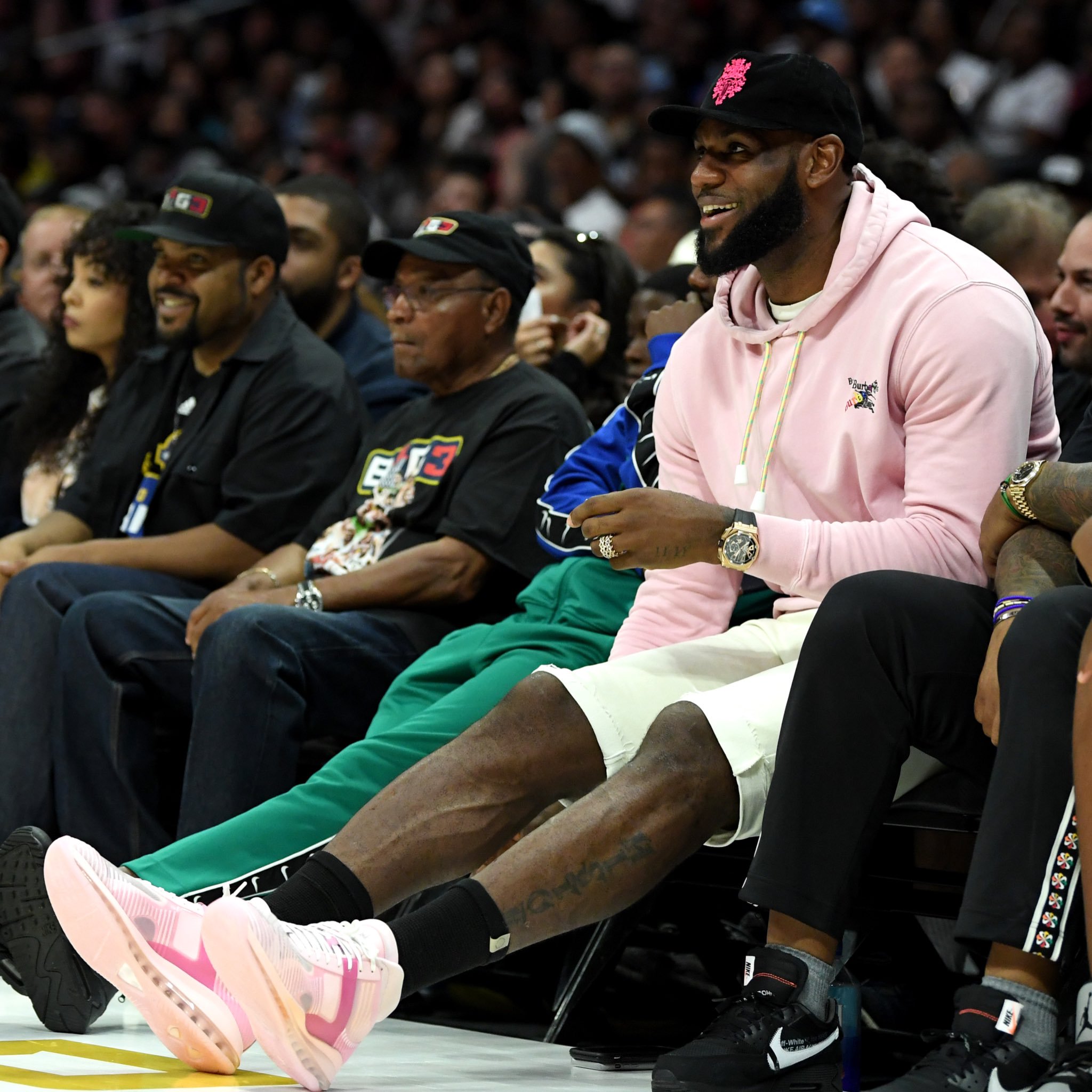 后防不稳，巴萨自2018年以来首次连续5场客场丢球2+（巴萨防线告急：2018年以来首次连续5个客场每场至少丢2球）