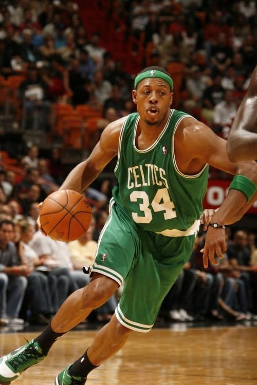 南粤健儿竞风流 湾区盛会谱新章（岭南健儿展英姿 湾区盛典启新篇）