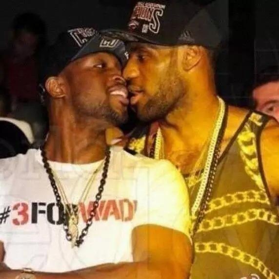 快船131-116击败黄蜂！哈登创79年NBA纪录，前无古人（快船131比116力克黄蜂，哈登缔造79年来NBA史无前例纪录）