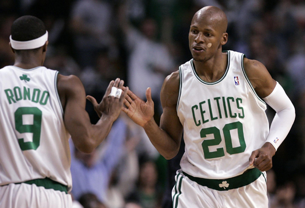 世体：德容与孔德已回国家队报到，其他巴萨球员周二陆续报到（世体：德容、孔德已向各自国家队报到，其余巴萨球员将于周二陆续报到）